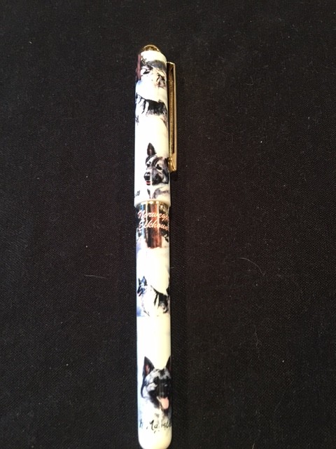 Norwegian Elkhound Pen